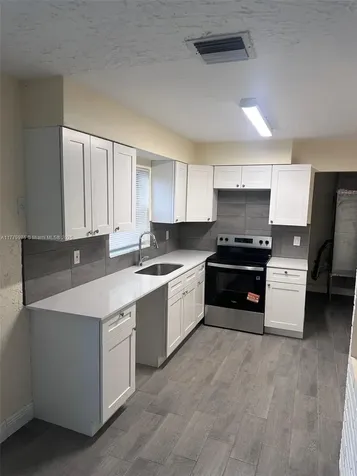 3830 NW 7th Court Lauderhill FL 33311