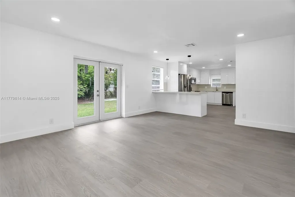 1402 NW 19th Street Fort Lauderdale FL 33311