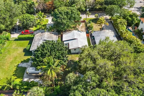 7265 SW 167th Street Palmetto Bay FL 33157