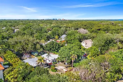 7265 SW 167th Street Palmetto Bay FL 33157