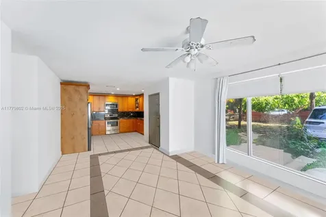 7265 SW 167th Street Palmetto Bay FL 33157