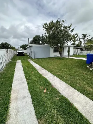 6335 Wiley Street Hollywood FL 33023