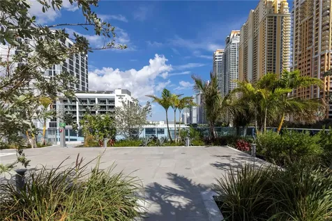 17550 Collins Avenue Sunny Isles Beach FL 33160