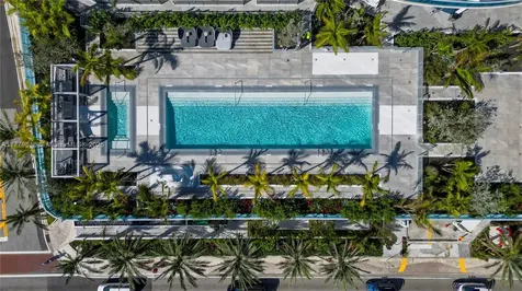 17550 Collins Avenue Sunny Isles Beach FL 33160