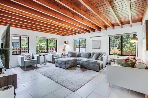 2019 SW 17th Terrace Miami FL 33145