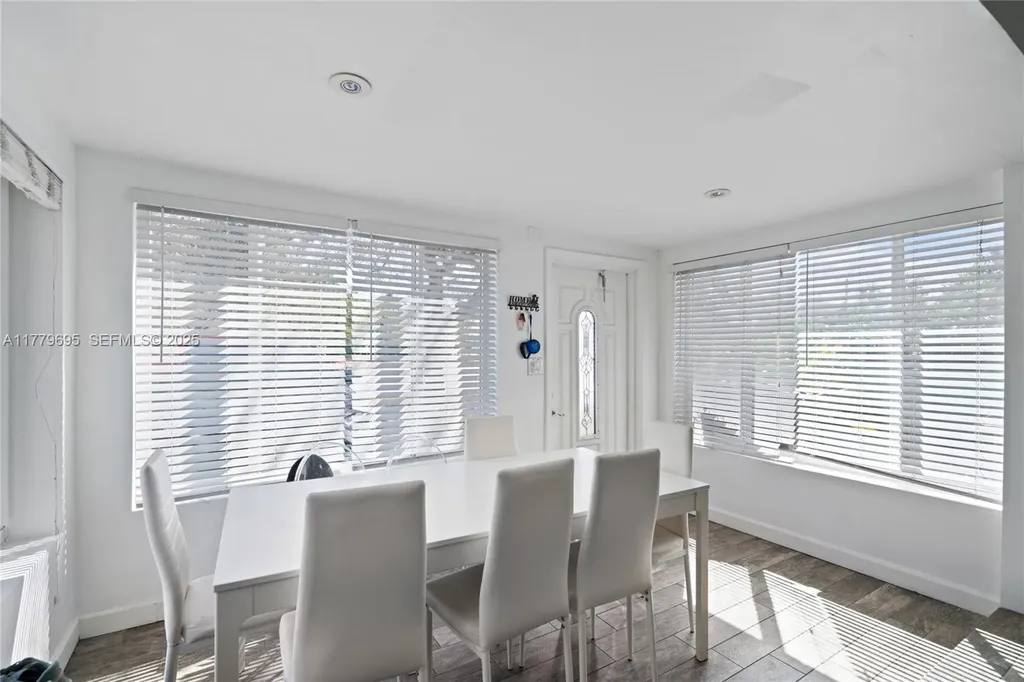 1843 SW 4th Avenue Fort Lauderdale FL 33315