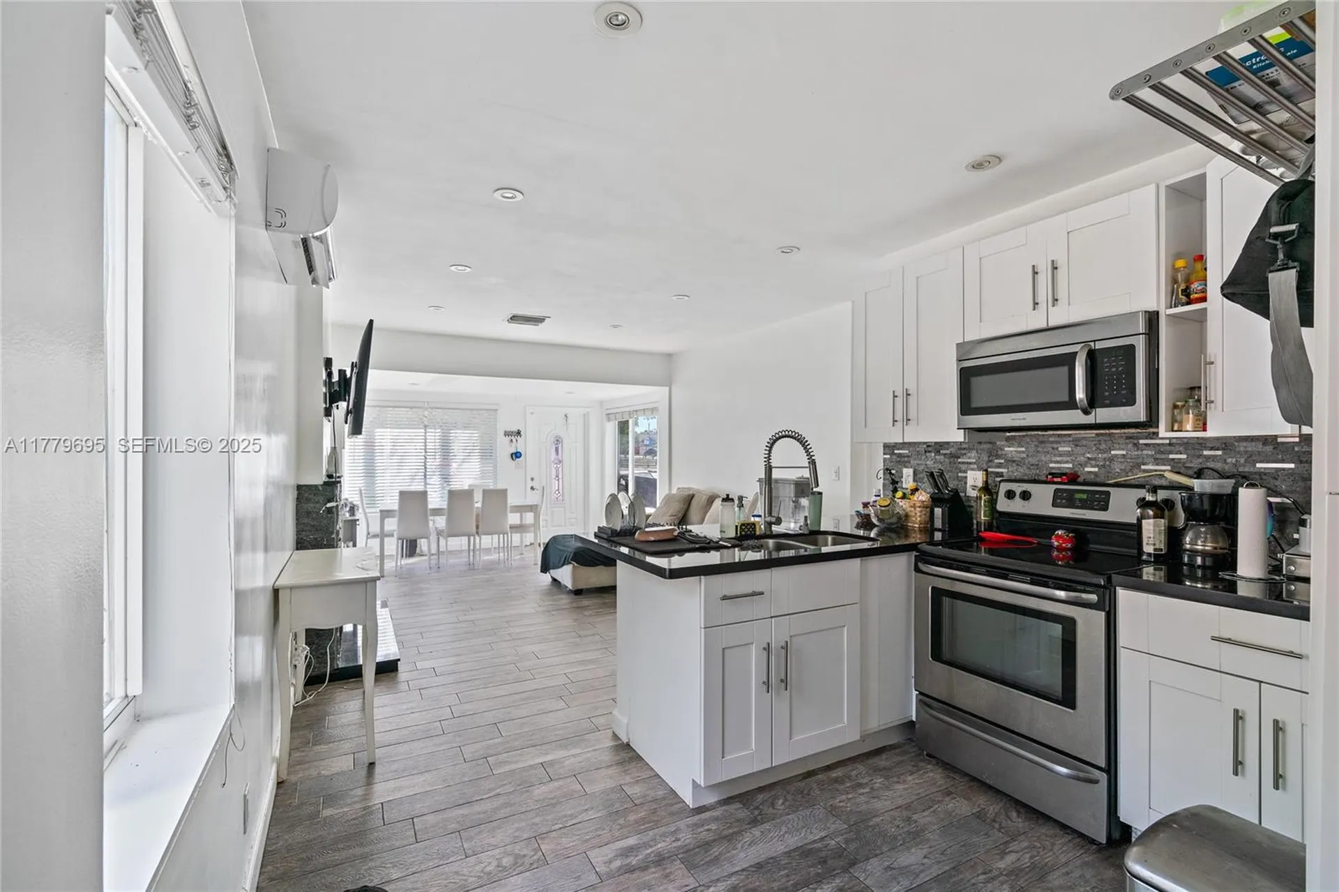 1843 SW 4th Avenue Fort Lauderdale FL 33315