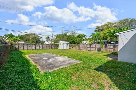 1843 SW 4th Avenue Fort Lauderdale FL 33315