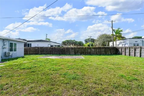 1843 SW 4th Avenue Fort Lauderdale FL 33315