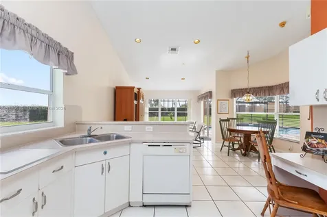 101 NW 187th Avenue Pembroke Pines FL 33029