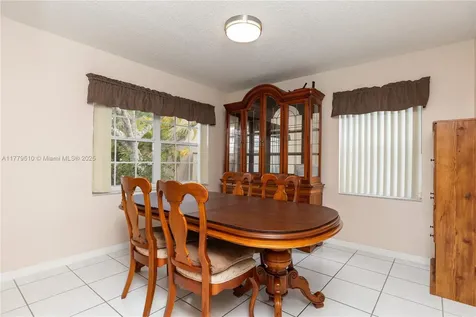 101 NW 187th Avenue Pembroke Pines FL 33029