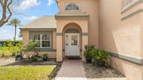 101 NW 187th Avenue Pembroke Pines FL 33029