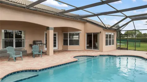 101 NW 187th Avenue Pembroke Pines FL 33029