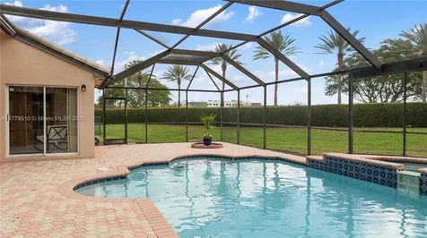 101 NW 187th Avenue Pembroke Pines FL 33029