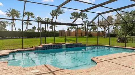 101 NW 187th Avenue Pembroke Pines FL 33029
