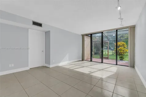 1341 E Golfview Drive Pembroke Pines FL 33026
