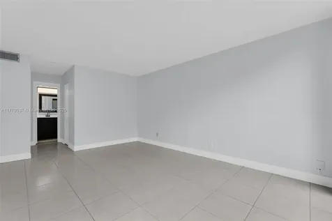 1341 E Golfview Drive Pembroke Pines FL 33026