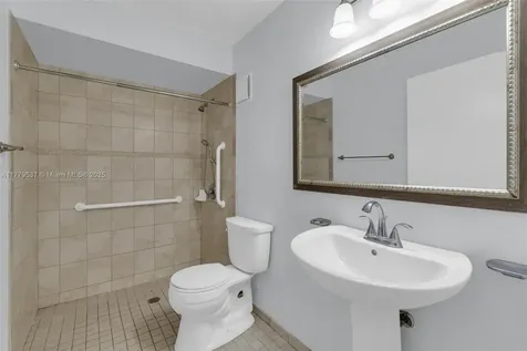 1341 E Golfview Drive Pembroke Pines FL 33026