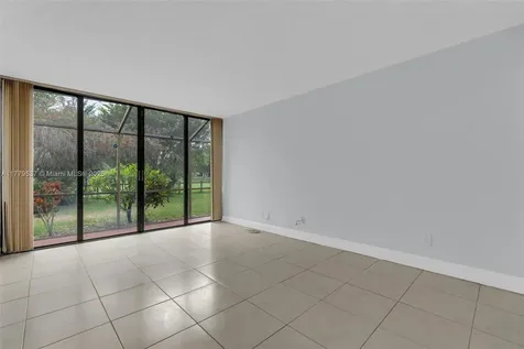 1341 E Golfview Drive Pembroke Pines FL 33026