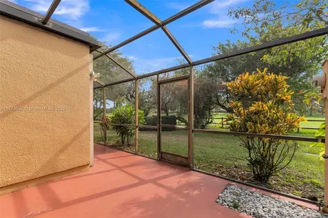 1341 E Golfview Drive Pembroke Pines FL 33026