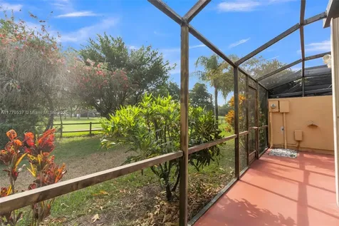 1341 E Golfview Drive Pembroke Pines FL 33026