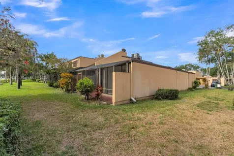 1341 E Golfview Drive Pembroke Pines FL 33026