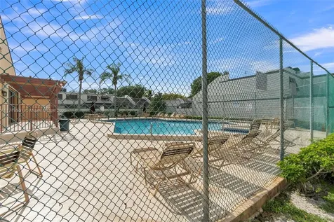 1341 E Golfview Drive Pembroke Pines FL 33026