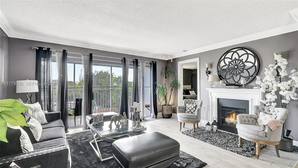 329 SE 3rd Street Hallandale Beach FL 33009