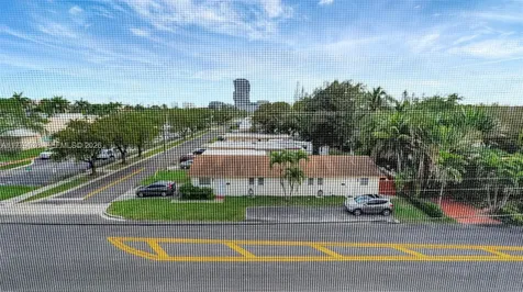 329 SE 3rd Street Hallandale Beach FL 33009