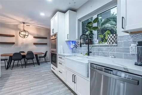 30 NW 152nd Street Miami FL 33169