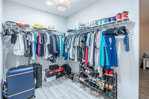 30 NW 152nd Street Miami FL 33169