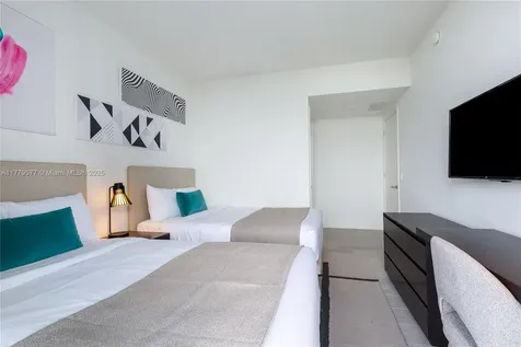 4010 S Ocean Drive Hollywood FL 33019