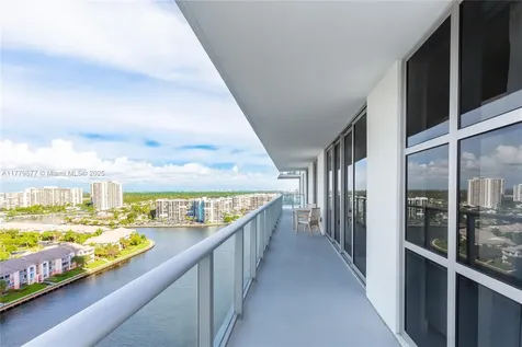 4010 S Ocean Drive Hollywood FL 33019