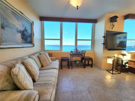 3505 S Ocean Drive Hollywood FL 33019