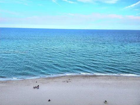 3505 S Ocean Drive Hollywood FL 33019