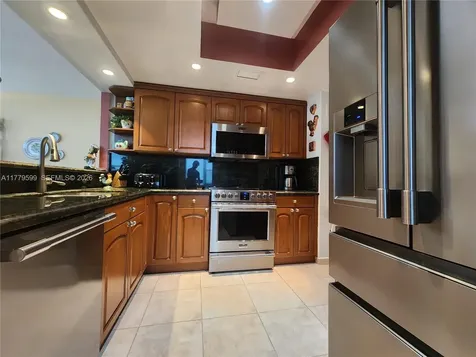 3505 S Ocean Drive Hollywood FL 33019