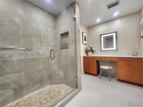3505 S Ocean Drive Hollywood FL 33019