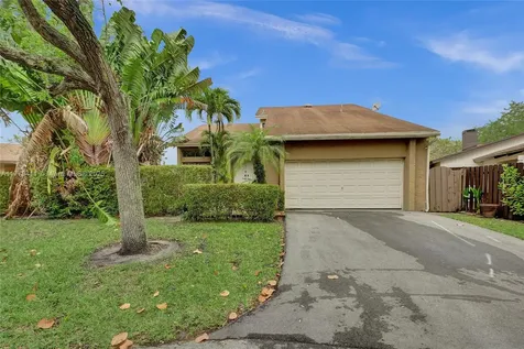 11724 SW 134th Court Miami FL 33186