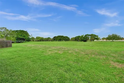 11724 SW 134th Court Miami FL 33186