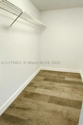 800 NE 199th Street Miami FL 33179