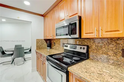 5211 SW 139th Avenue Road Miami FL 33175