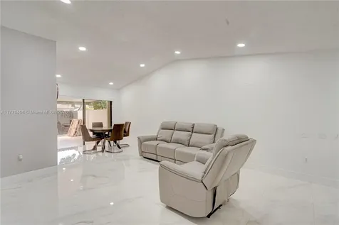 5211 SW 139th Avenue Road Miami FL 33175
