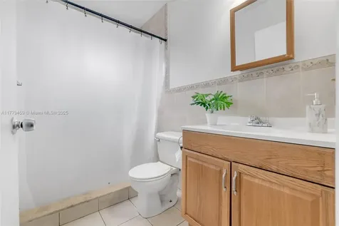 1280-1282 W 38th Street Hialeah FL 33012
