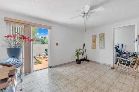 1280-1282 W 38th Street Hialeah FL 33012