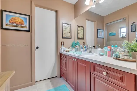 1280-1282 W 38th Street Hialeah FL 33012