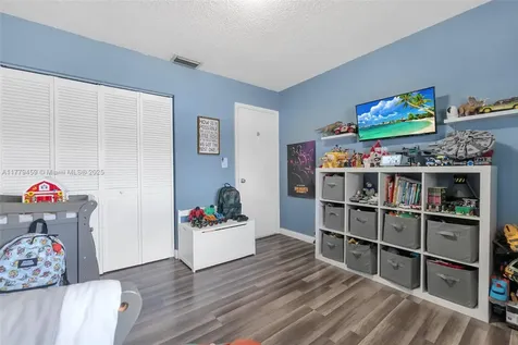 1280-1282 W 38th Street Hialeah FL 33012