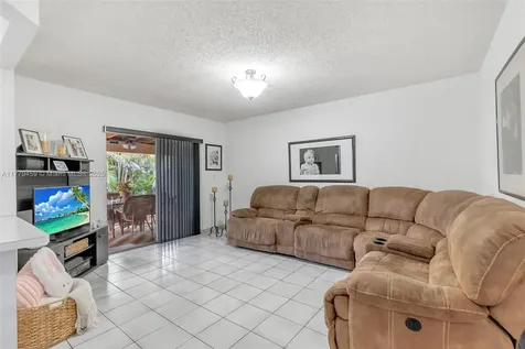1280-1282 W 38th Street Hialeah FL 33012