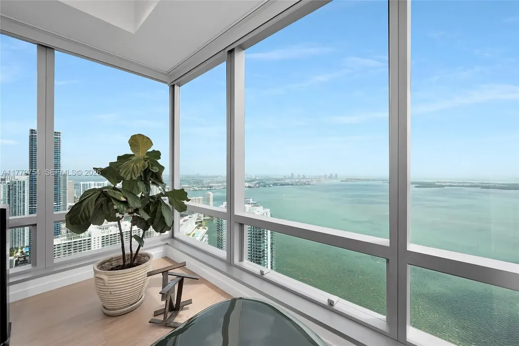 1425 Brickell Avenue Miami FL 33131