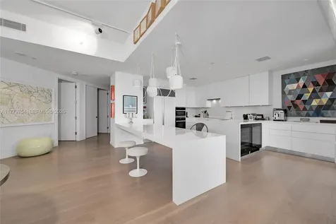 1425 Brickell Avenue Miami FL 33131
