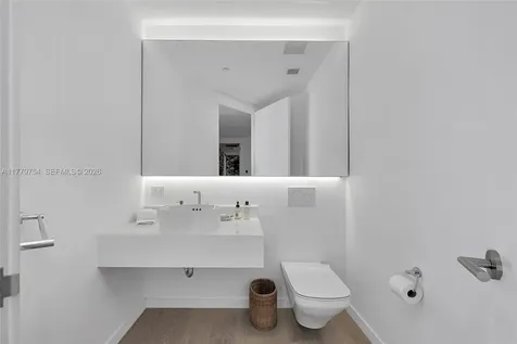 1425 Brickell Avenue Miami FL 33131